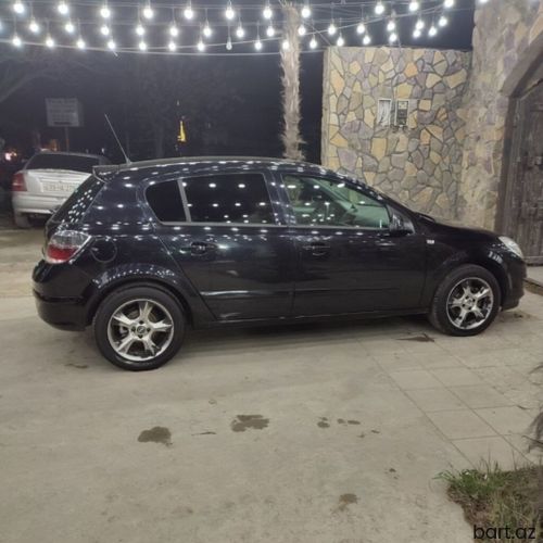 Opel Astra: 1.4 l. | 2009 il