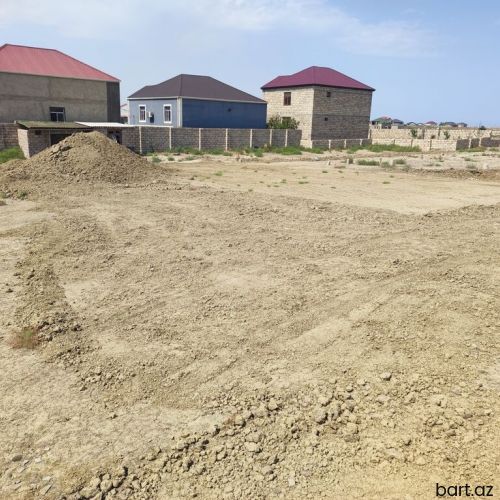 Savalan qəs-də 5 sot torpaq sahəsi satilir.