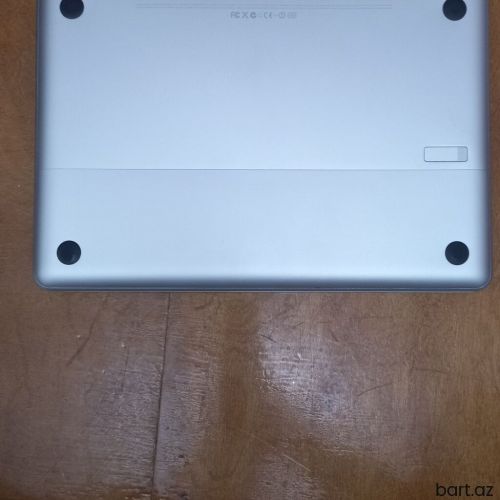 Mac OS X versiya 10.5.8...2009