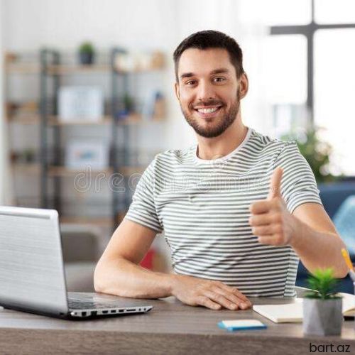 Ofis menecer tələb olunur