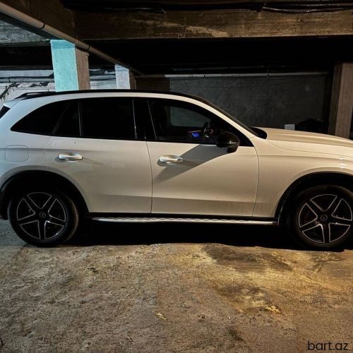 Mercedes-Benz GLC-class: 2 l | 2023 il