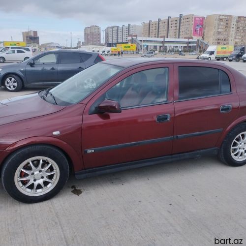 Opel Astra: 1.6 l. | 1999 il