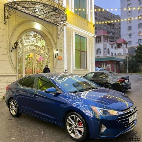 Hyundai Elantra: 2 l | 2019 il 