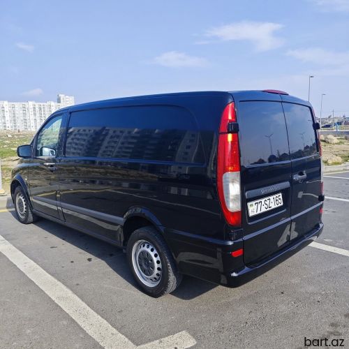 Mercedes-Benz Vito: 2.1 l | 2011 il