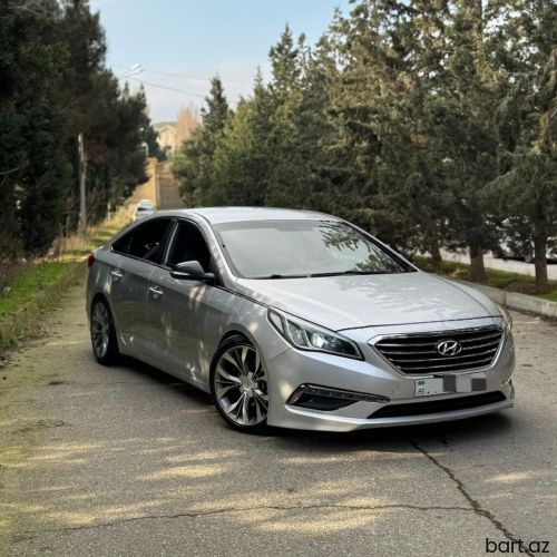 Hyundai Sonata: 1.6 l | 2015 il 