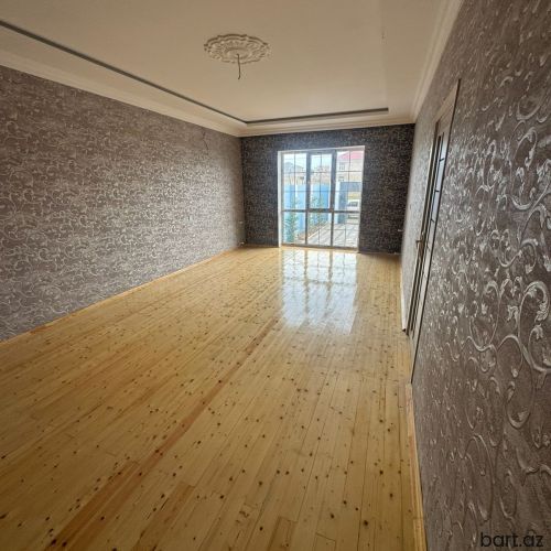 Savalanda həyət evi satılır
