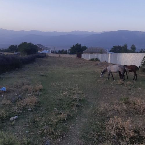Ismayıllı r-nu Quşencə k-də 12 sot torpaq satilir.