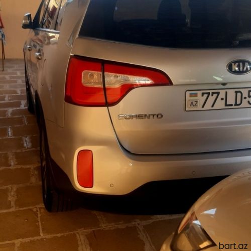 Kia Sorento: 2 l. | 2013 il 